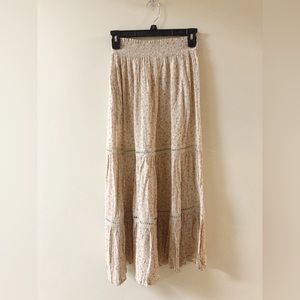 Boutique midi skirt